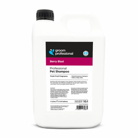 Groom Professional Berry Blast Shampoo, 4000 ml - helps remove dirt from the coat and add a deep clean shine