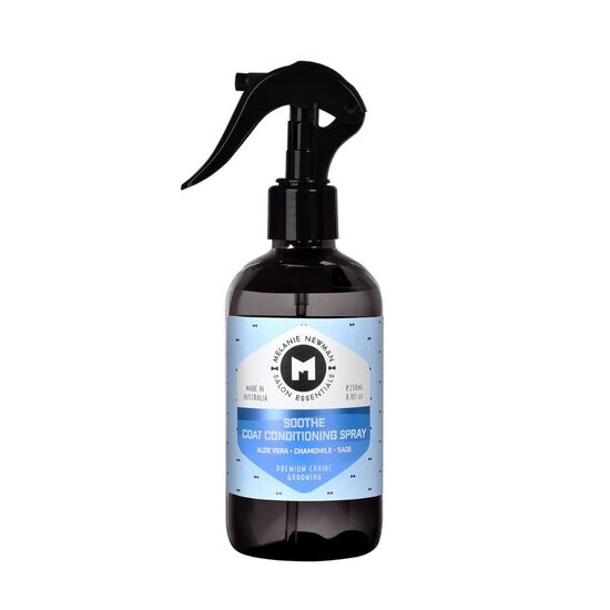 Melanie Newman Soothe Conditioning Spray, 250ml - несмываемый спрей, который разглаживает кутикулу и предотвращает пушистость и секущиеся кончики