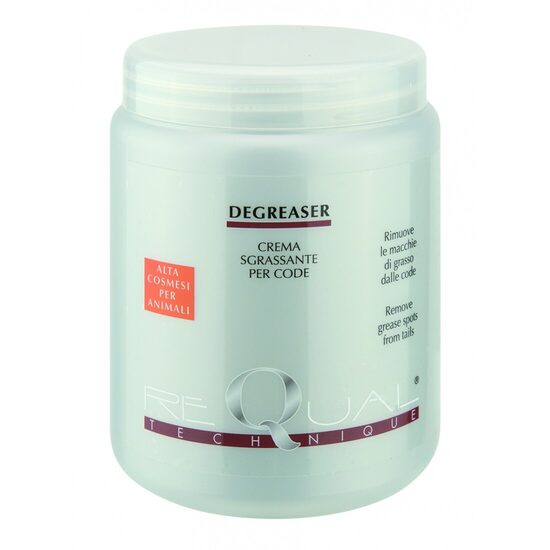 REQUAL Degreaser, 1000 ml - created to remove those greasy stains which are hard to eliminate