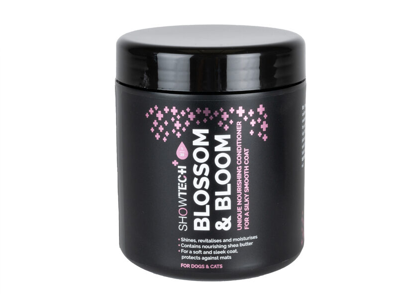 Show Tech+ Blossom & Bloom Nourishing Conditioner 1 L - barojošs kondicionieris 1 L