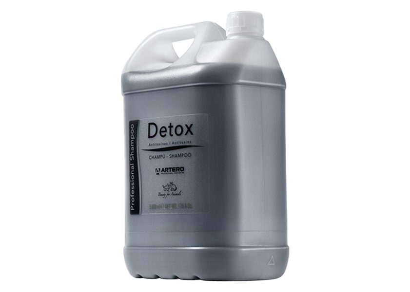 Artero Detox Carbon Active Shampoo, 5000 ml - Repairing and anti-pollution shampoo for dogs and cats