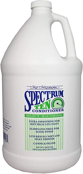 CHRIS CHRISTENSEN Spectrum 10 Soft & Smooth Conditioner, 3,78L - kondicionieris suņiem un kaķiem īpaši mīkstiem un viļņainiem apmatojumiem, lai radītu manāmu gludumu un spīdumu