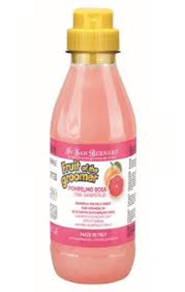 Iv San Bernard Pink Grapefruit Shampoo, 1000 ml - vidējā garuma spalvai, attīra spalvu un tonizē